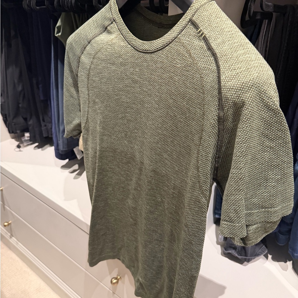 lululemon athletica Olive Long Sleeve Tee